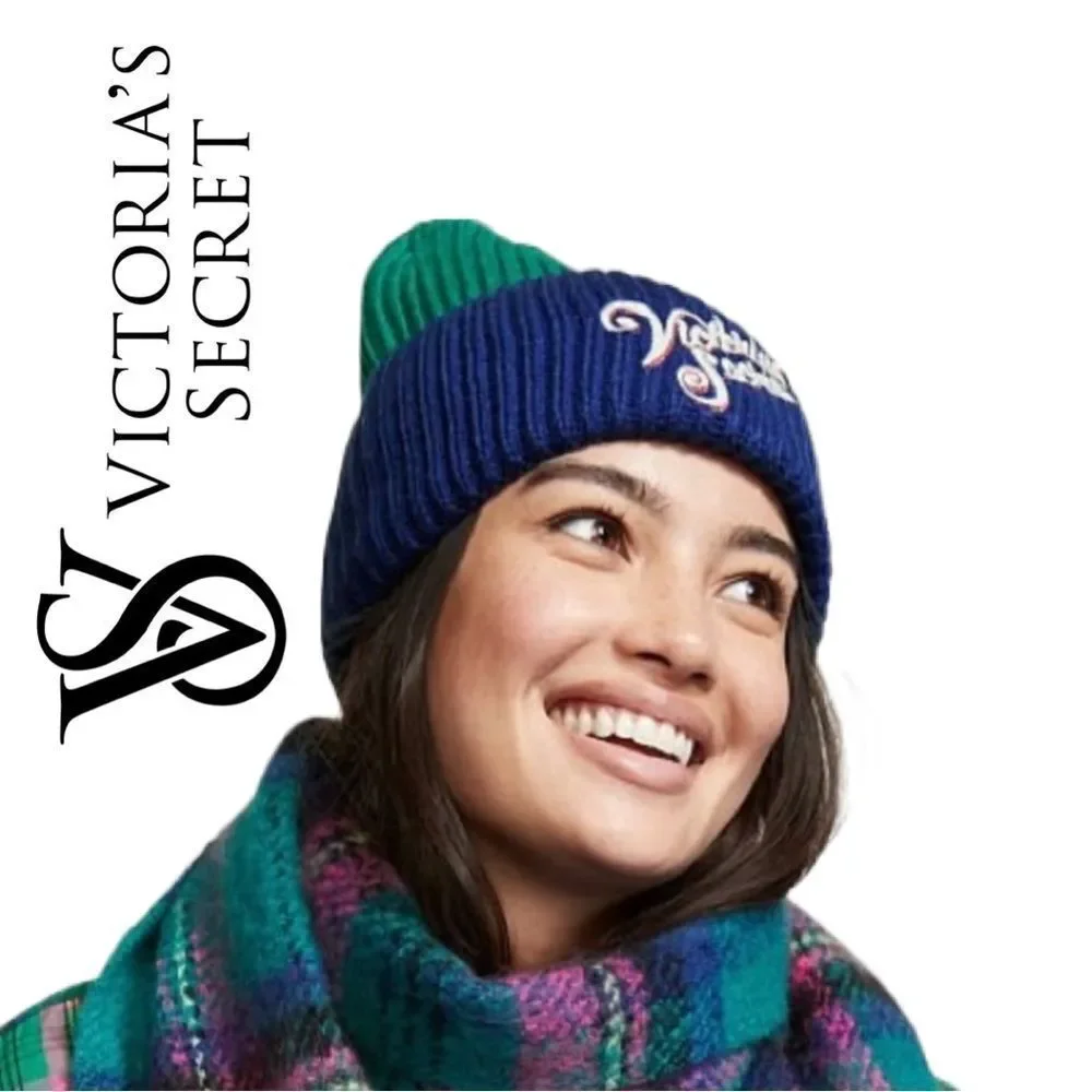 Victoria’s Secret‎ Women’s Knit Logo Hat